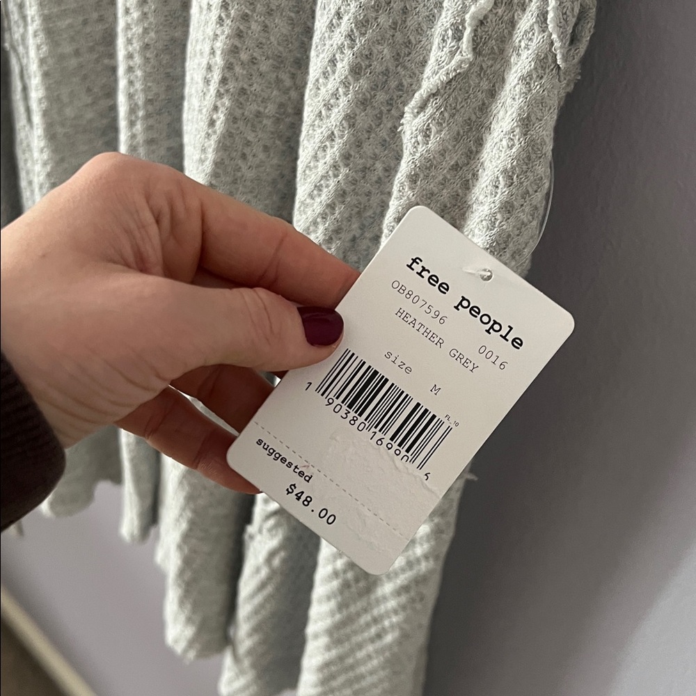 NWT Soft Grey Free People Top - Picture 3 of 5